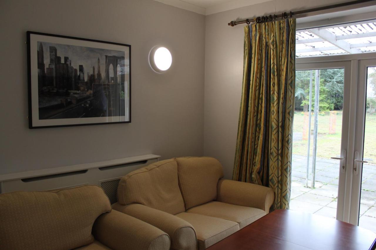 Brookside Lodge Baldock Dış mekan fotoğraf